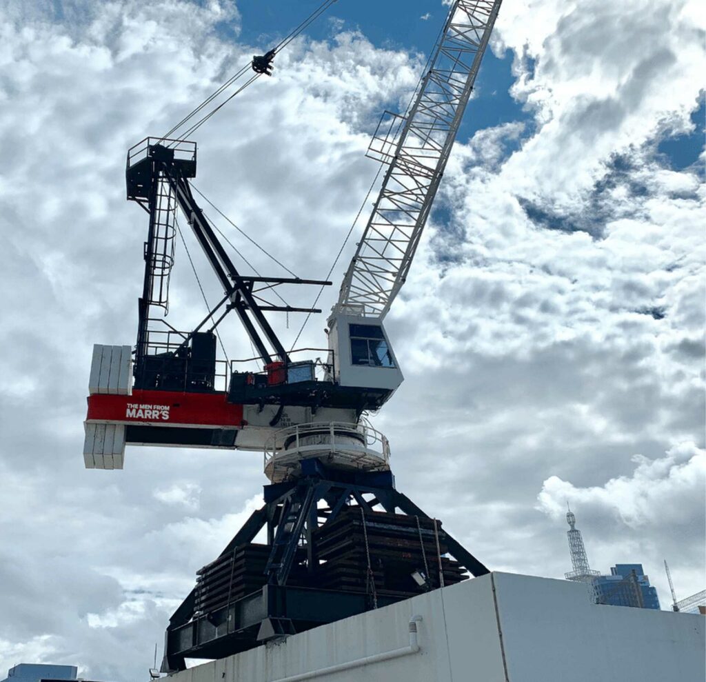 M120RX construction crane